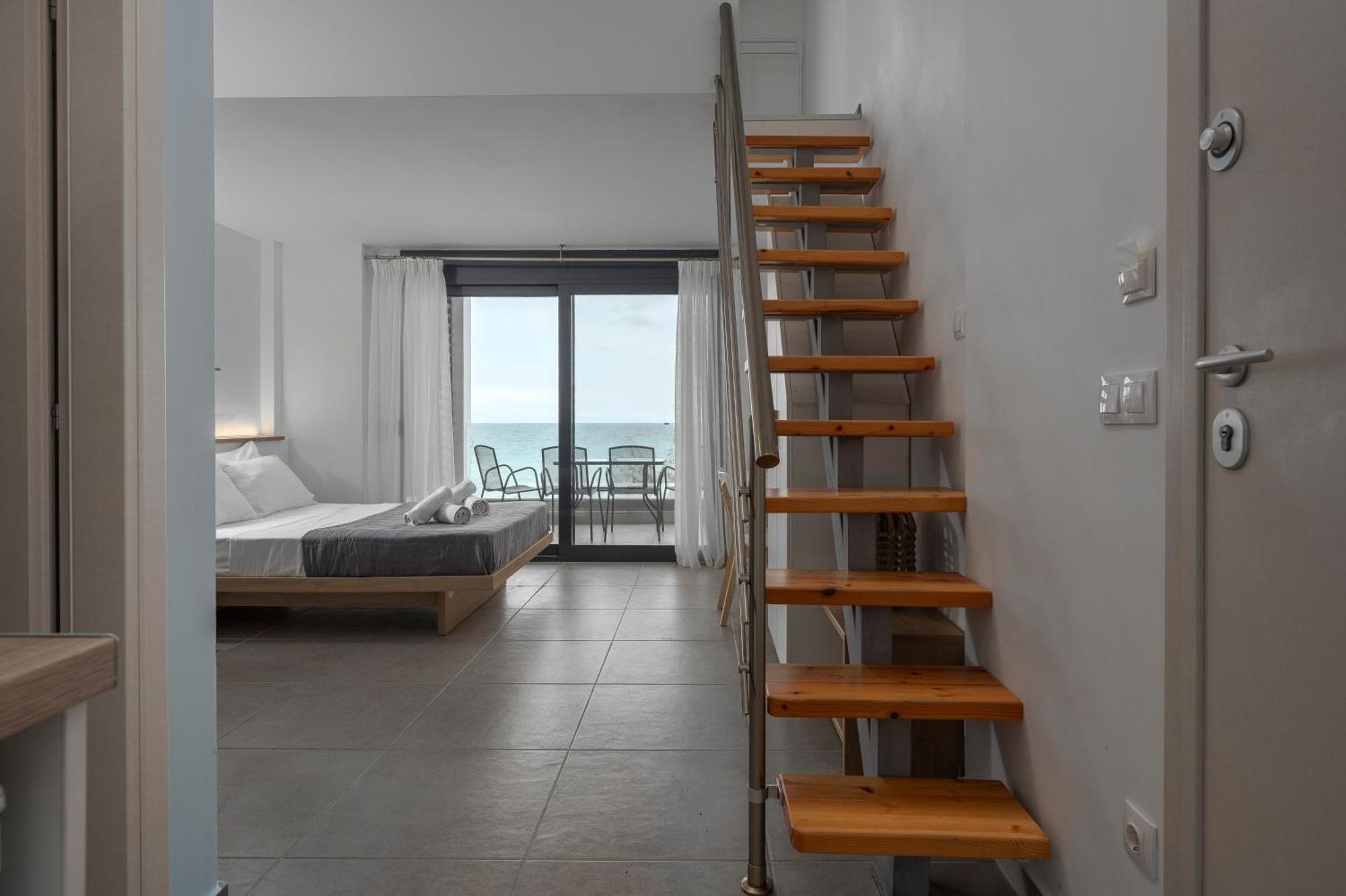Cavo Blue Coastal Living Apartamento Polychrono Exterior foto